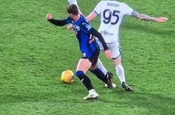 开云体育-亚特兰大客场击败那不勒斯，实现关键胜利的简单介绍