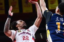 开云体育平台APP-广东队完胜辽宁队，西亚卡姆点燃赛场