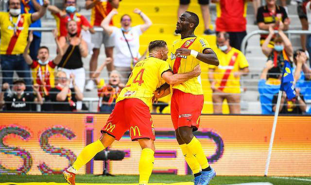 南特客场击败皇家出炉,保持不败 南特客场击败皇家出炉,保持不败