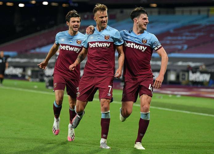 伯恩利客场击败南安普顿,续写不败神话 伯恩利客场击败南安普顿,续写不败神话