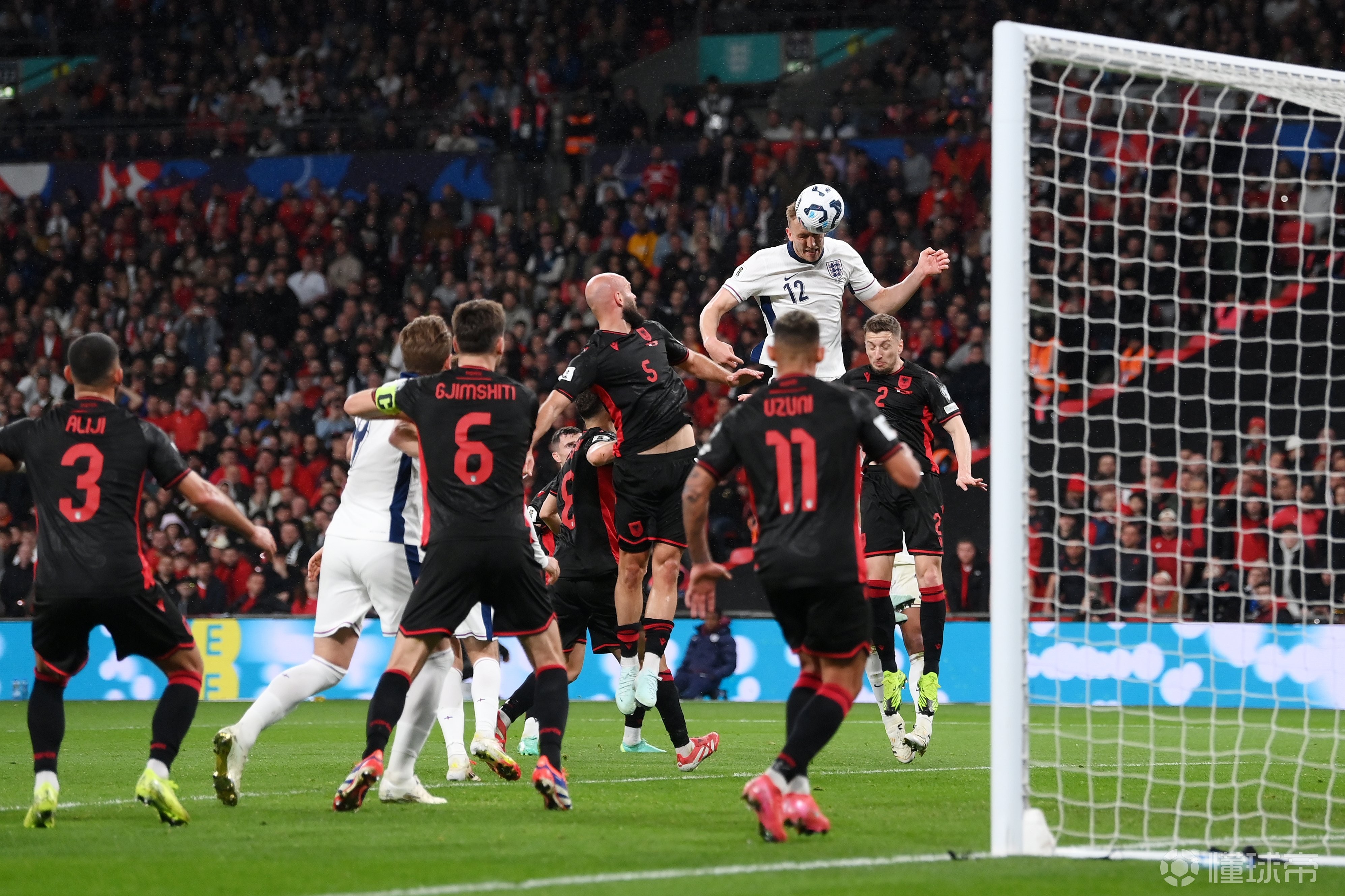 英格兰对战克罗地亚,力争取胜 英格兰对战克罗地亚,力争取胜