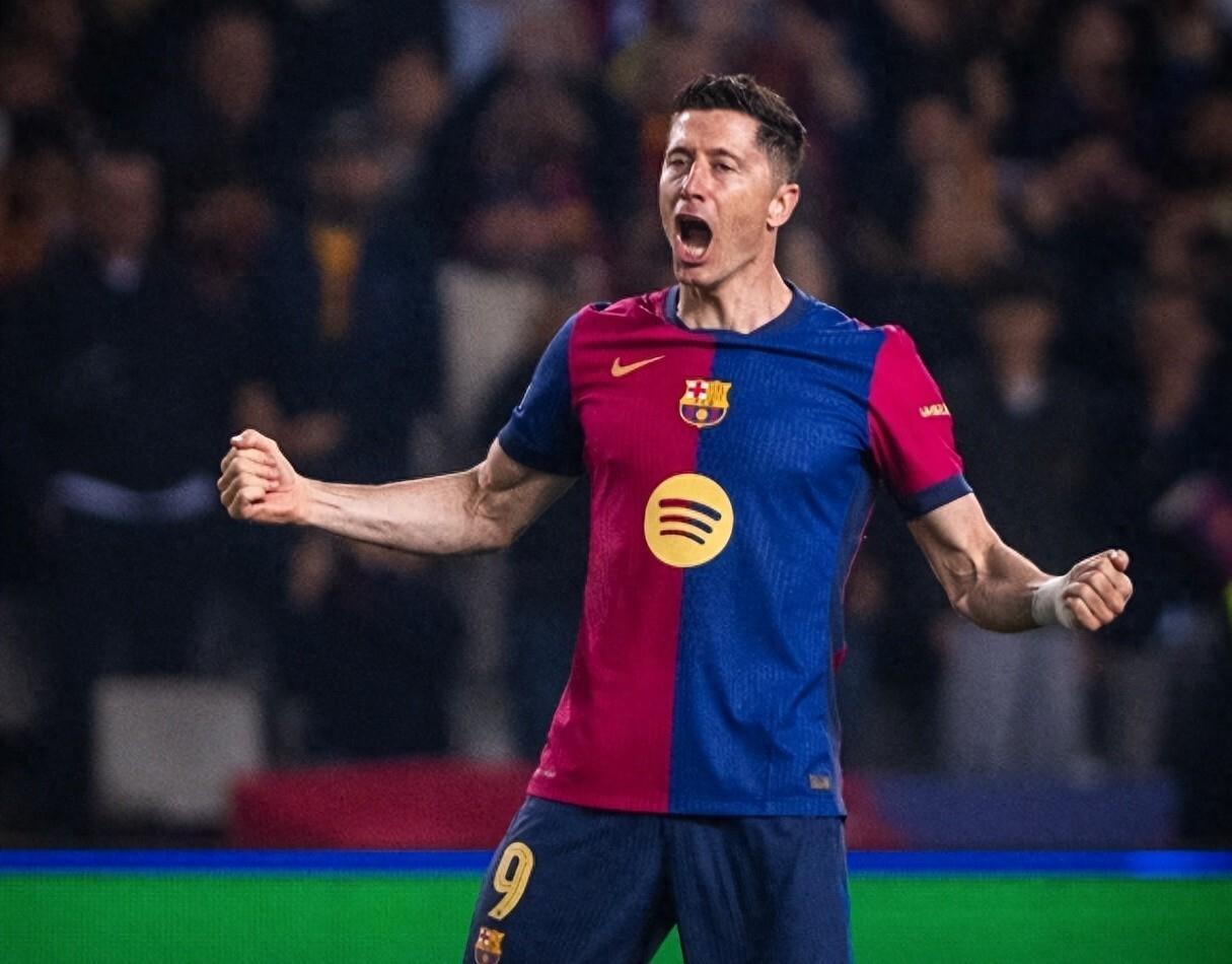 包含英格兰碾压摩洛哥，莱万绝境逆转的词条