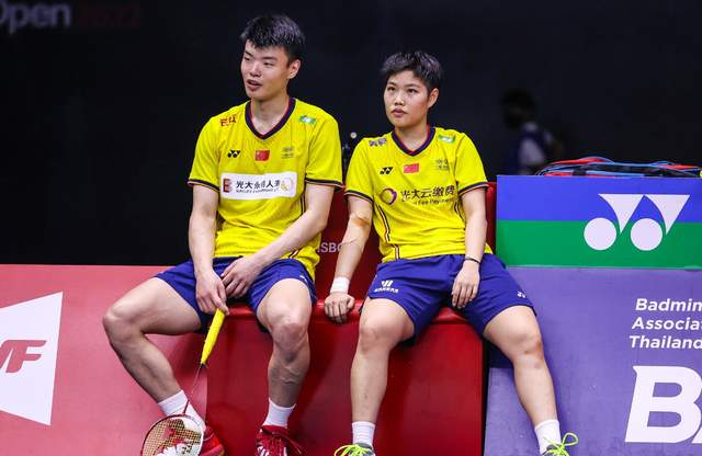 包含泰国队力克印尼队，黄鸭组合关键制胜的词条